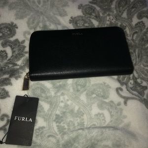 brand new furla wallet with tag
